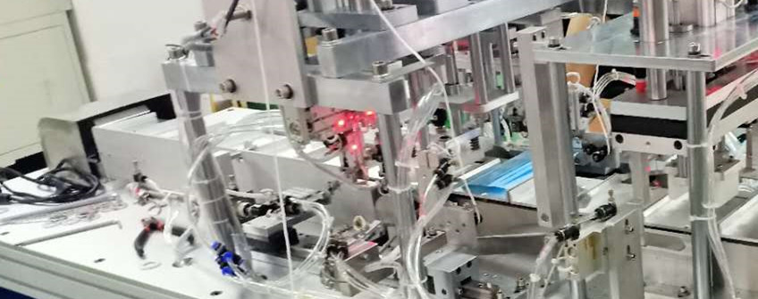 出口口罩机了，一拖一自动平面口罩出产线